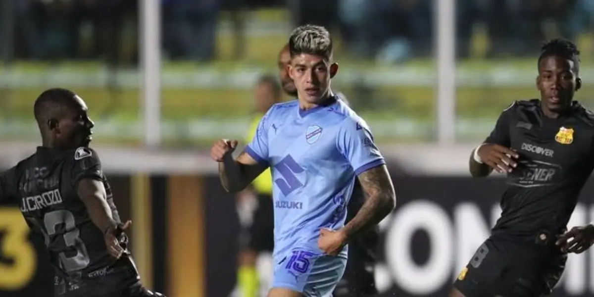 Los palos y el arquero de Barcelona le impiden el grito de gol a la Academia.