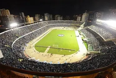 Bolívar y Wilstermann juegan la final en el Estadio hernando Siles.