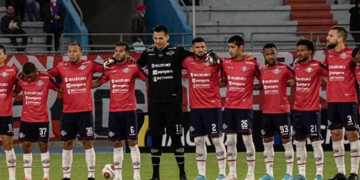 El equipo de Cochabamba aguarda por la sanción que podría afectarlos en la liga y aun no fue decretada. 