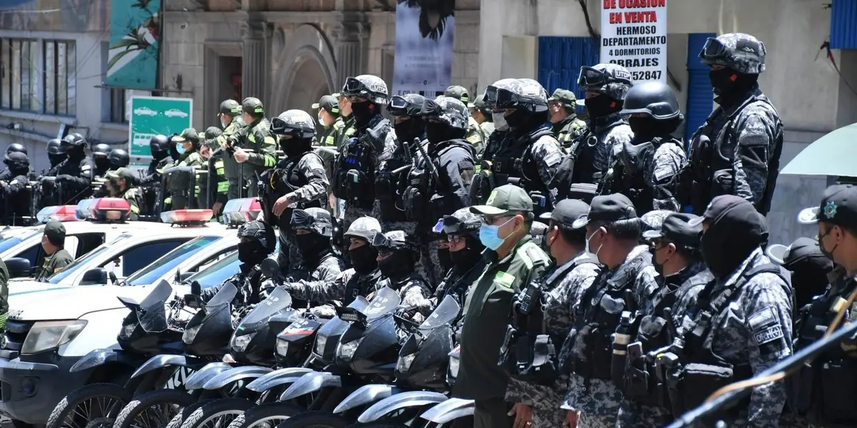 Franz Parada y Franza Shaga fueron detenidos por operativo policial.