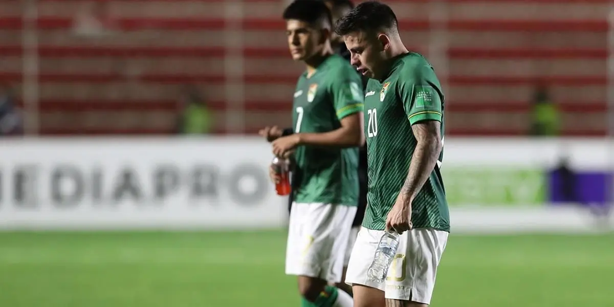 Hinchas de la selección boliviana expresaron sus críticas contra la FBF por el presente de La Verde.