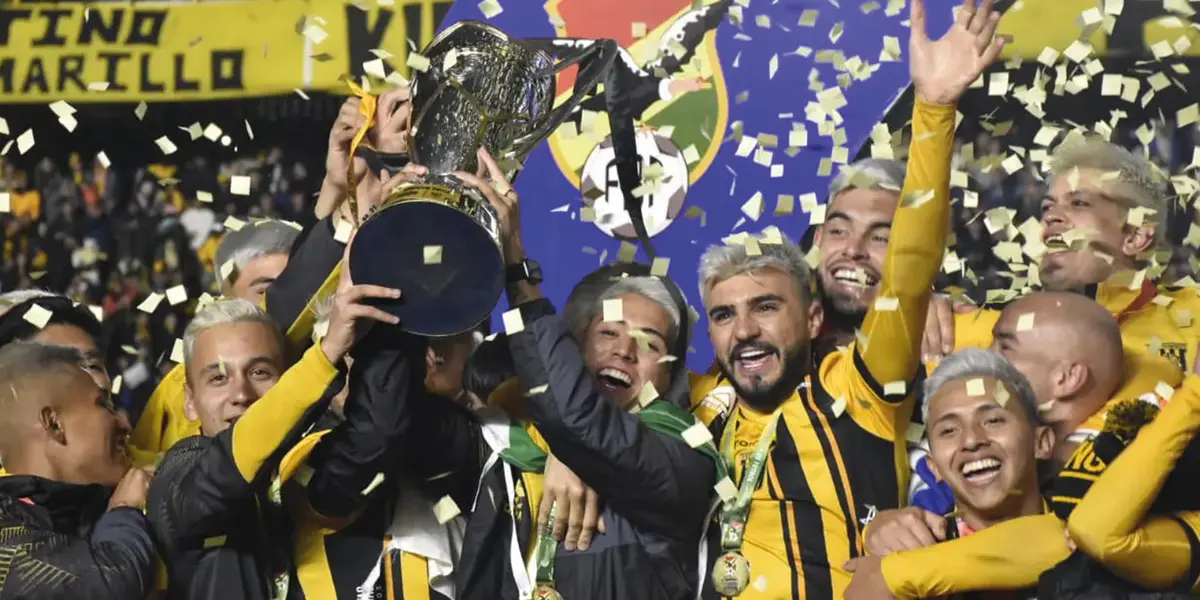 The Strongest celebra el campeonato de 2023